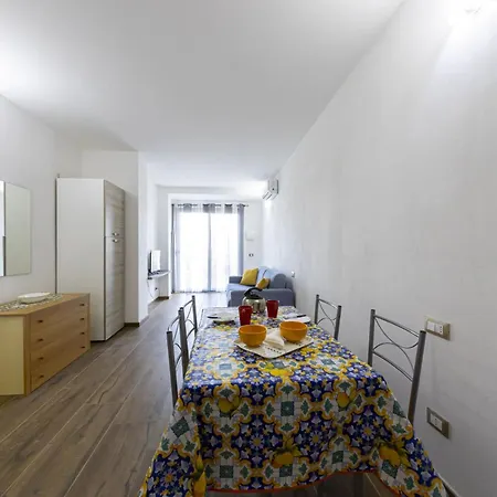 Apartment Perla Sul Mare Con Giardino *