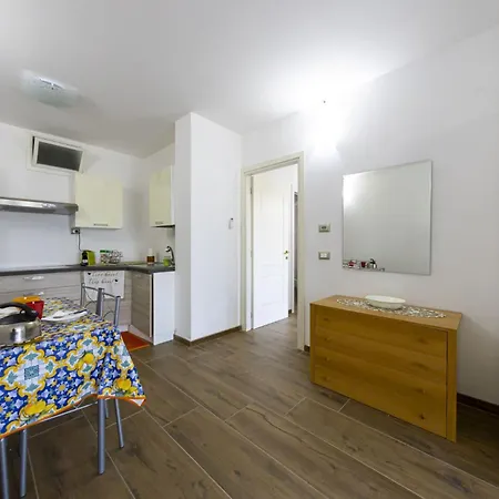 Apartment Perla Sul Mare Con Giardino