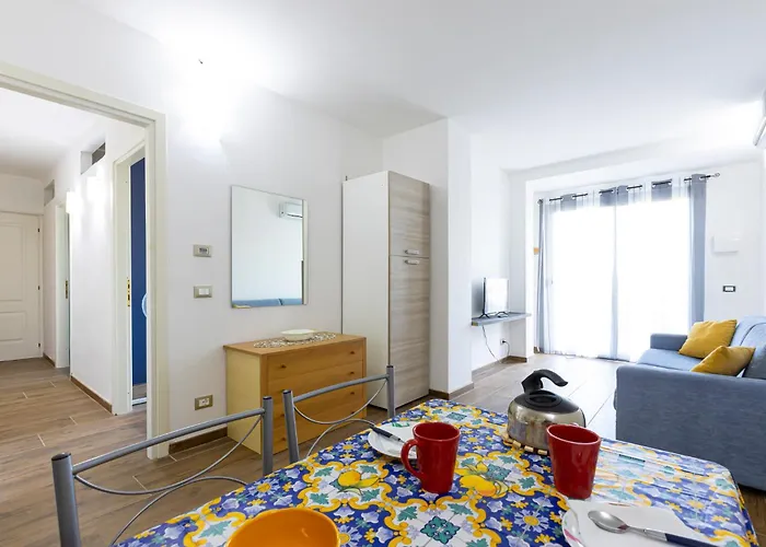 Lägenhet Perla Sul Mare Con Giardino *