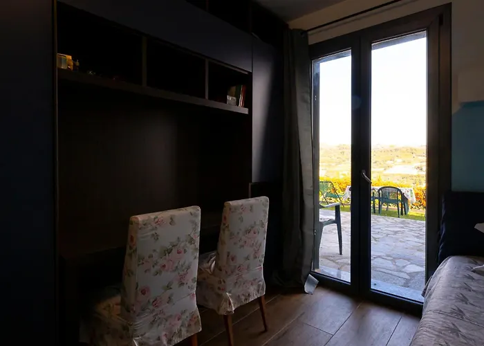 Lägenhet Perla Sul Mare Con Giardino San Lorenzo al Mare